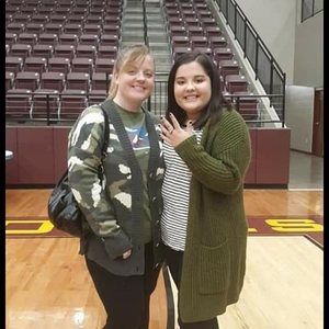 Meet your Posher, Mitzi